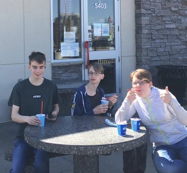 4c60372f-c365-4df1-8ba6-ea8f841e0c0b.jpg