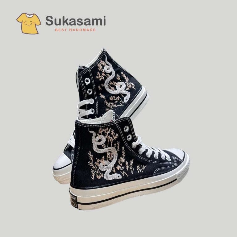 custom-converse-snake-1-768x768.jpg