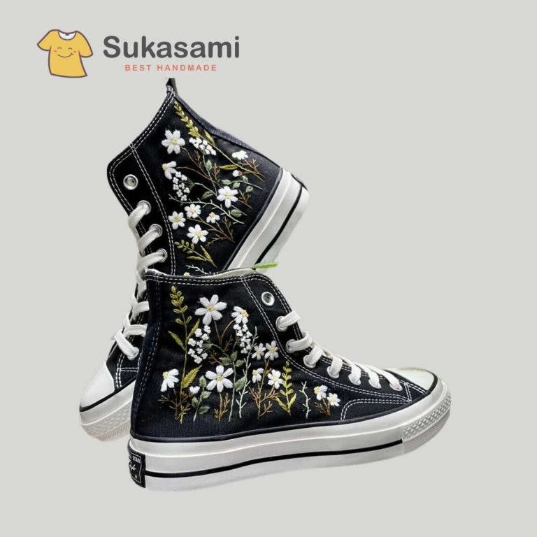 custom-converse-daisy-garden-1-768x768.jpg