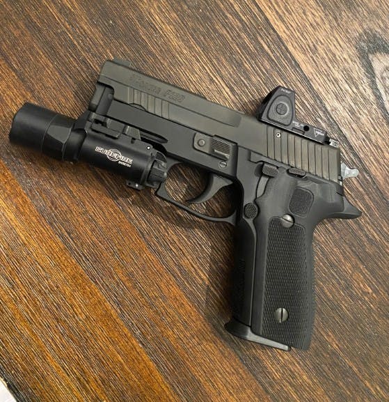 Best Red Dot Sights for Sig Sauer P229