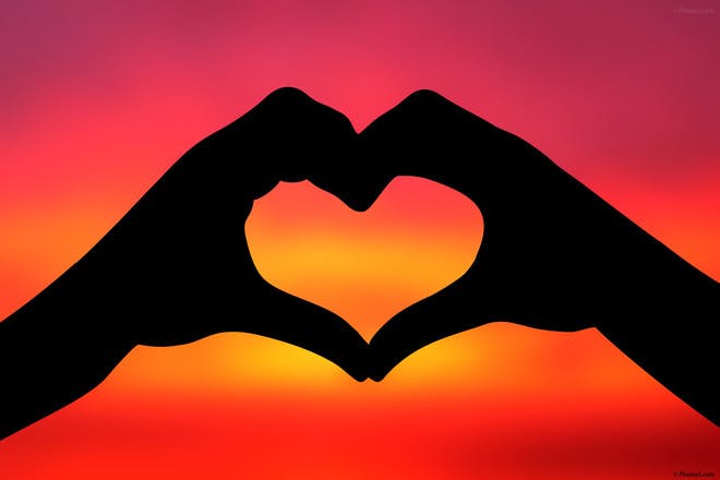 Khoa học của tình yêu là gì: Sự khác biệt giữa thích, yêu và các dạng tình  yêu khác nhau