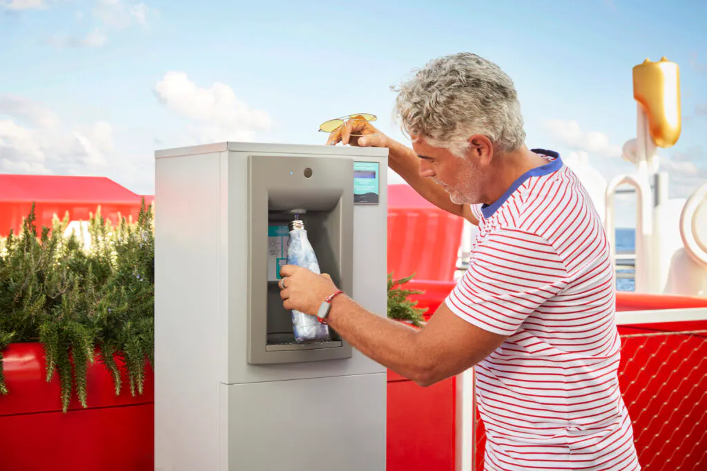 8b670ed8-water-refill-stations-pc-virgin-voyages-1024x683.jpg