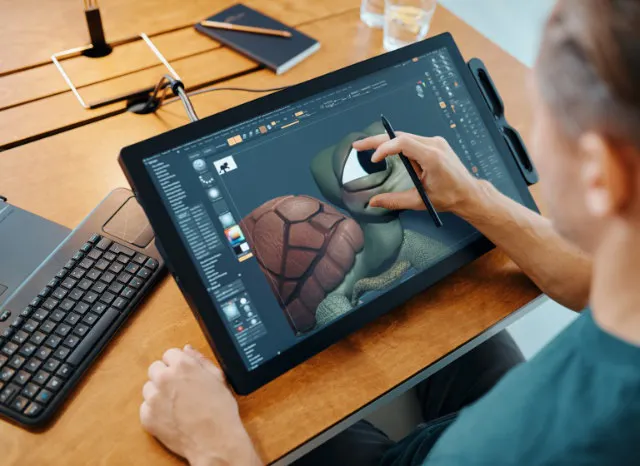 Wacom-Cintiq-Pro-22-touch.jpg