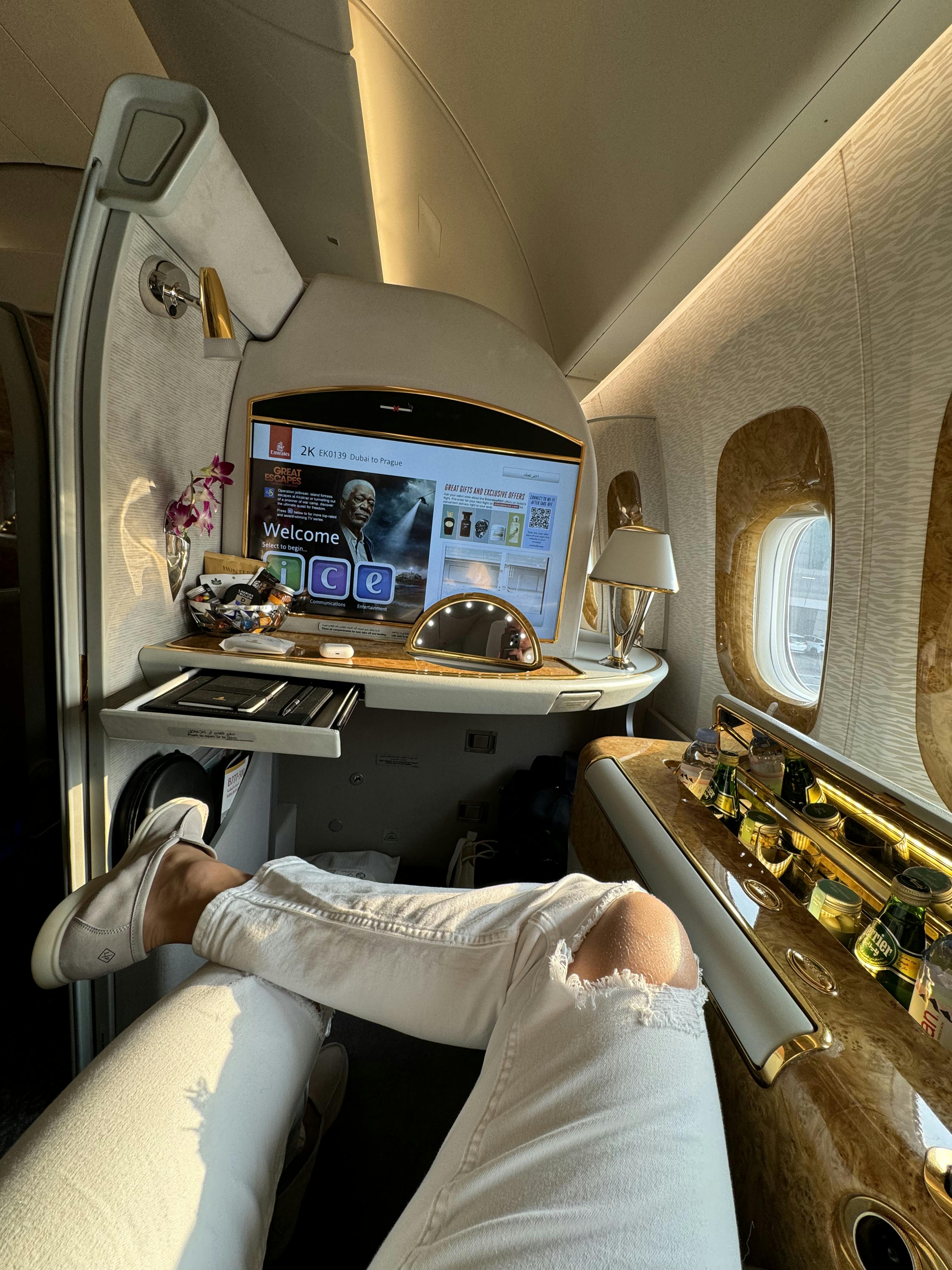 Emirates - First Class Flight - 1.png