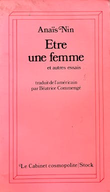 560_Etre une femme.jpg