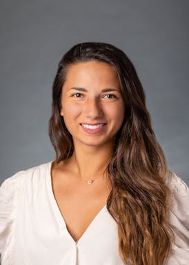 ©2019-agsphotoart-Stanford-Headshots-101 (1) - Ileana Pirozzi.jpg