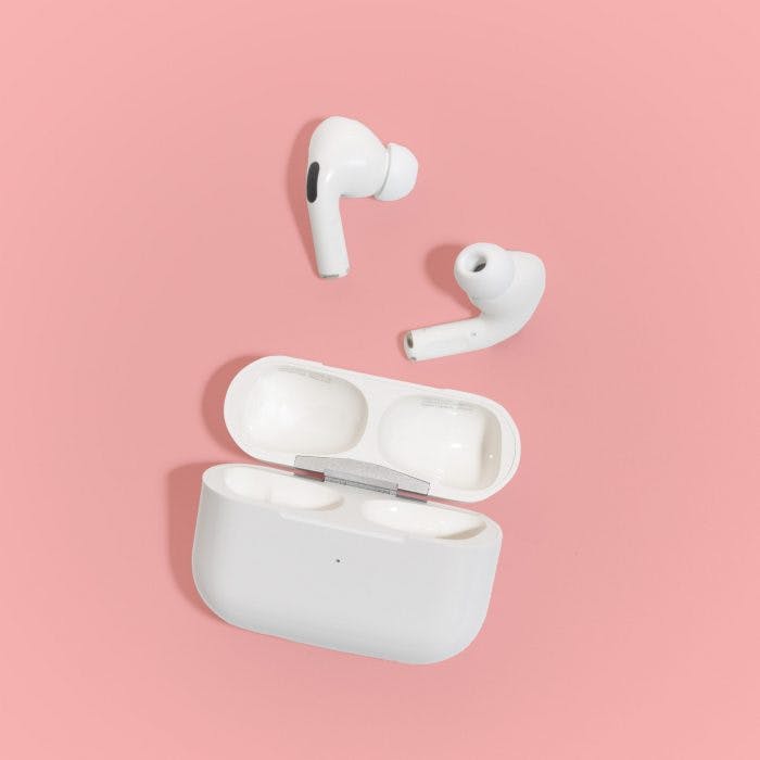 HOCO EW04 Plus Wireless Earphone with Charging Case سماعة أذن اللاسلكية -  Oesisgcc