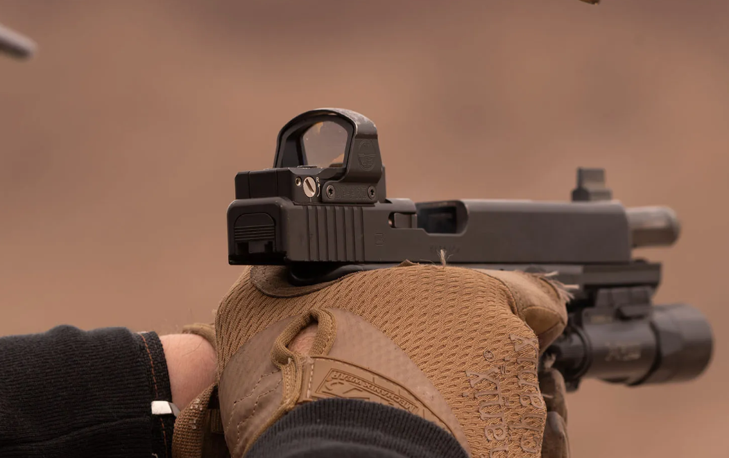 Leupold Deltapoint Pro pistol.png