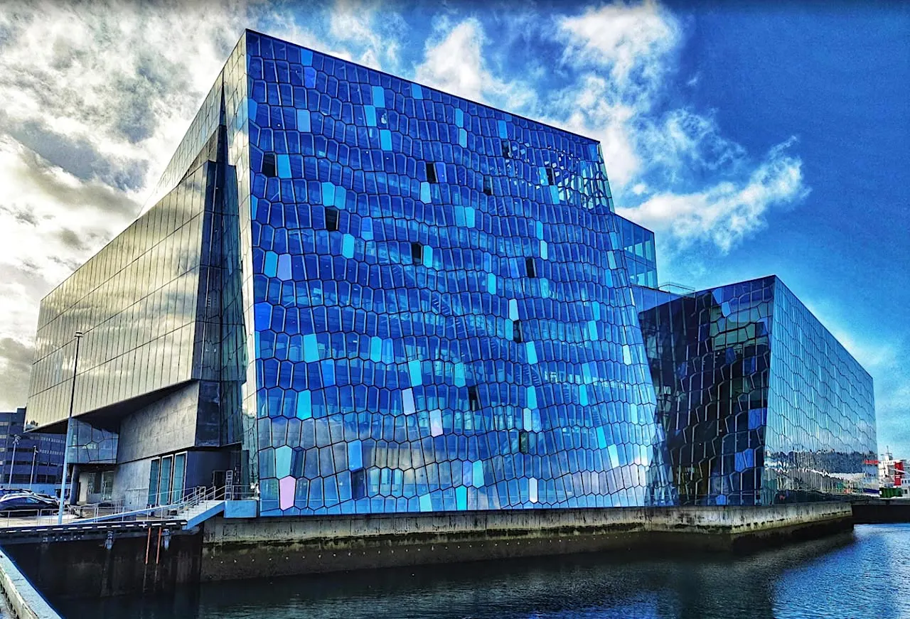 25 sept 03 Reykjavik.jpg