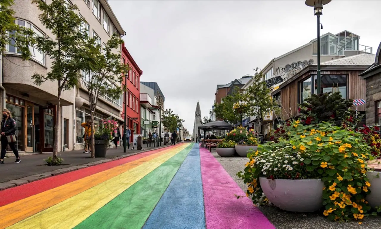 25 sept 04 Reykjavik.jpg