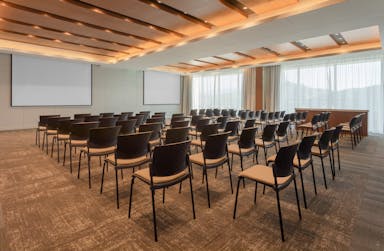 Salón Gaira - montaje auditorio.jpg