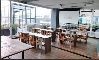 Terraza Restaurante Onde.jpg