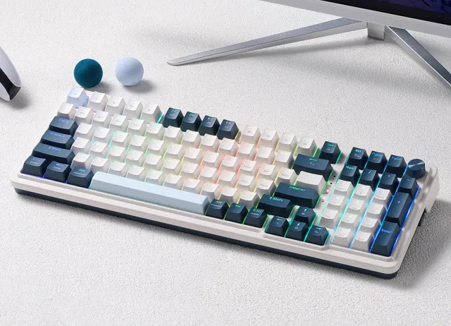 Redragon-K686-Pro-Keyboard.jpg