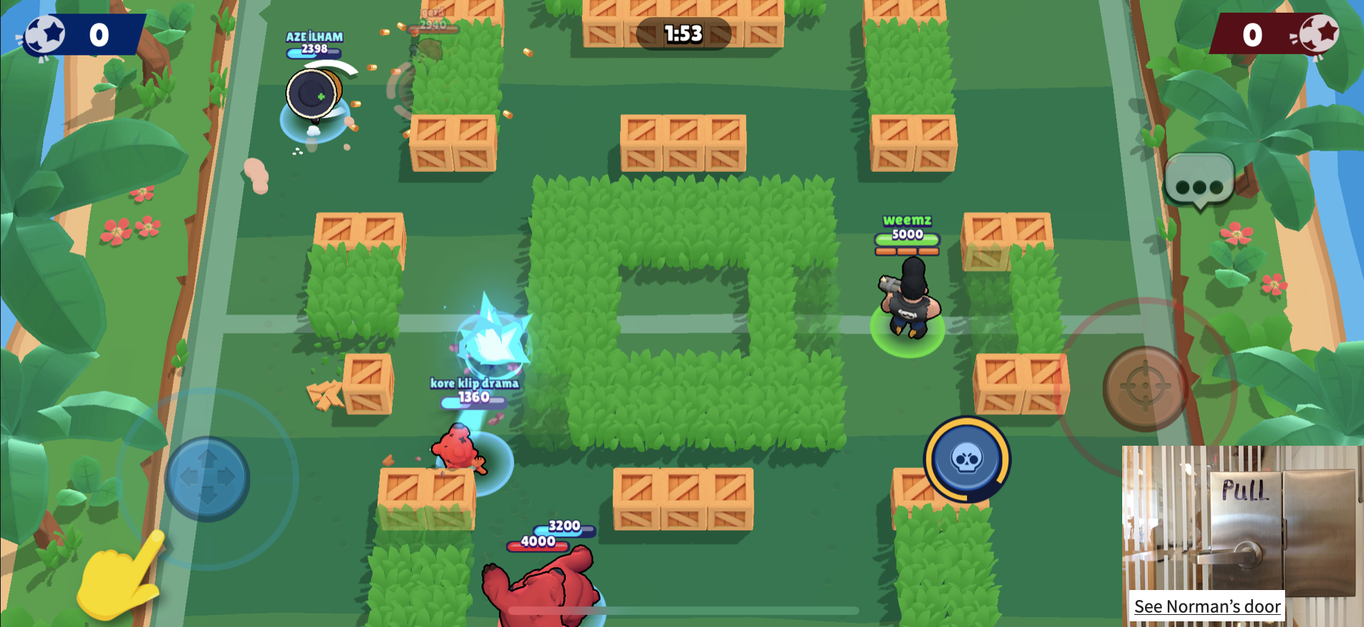 A screenshot of the mobile game Brawl Stars, highlighting the left controls (the movement stick) to illustrate the usability heuristic: the form should follow the function.