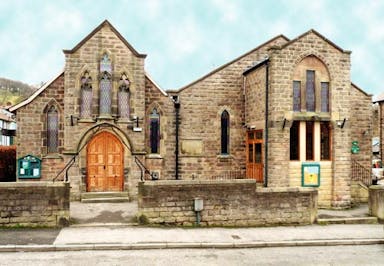 Hathersage memorial hall.jpg