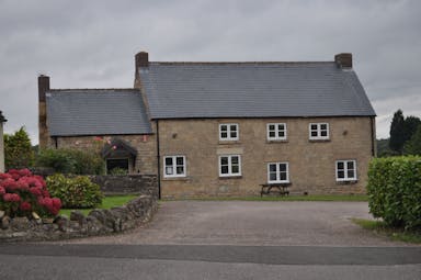 sally-exterior-2.JPG