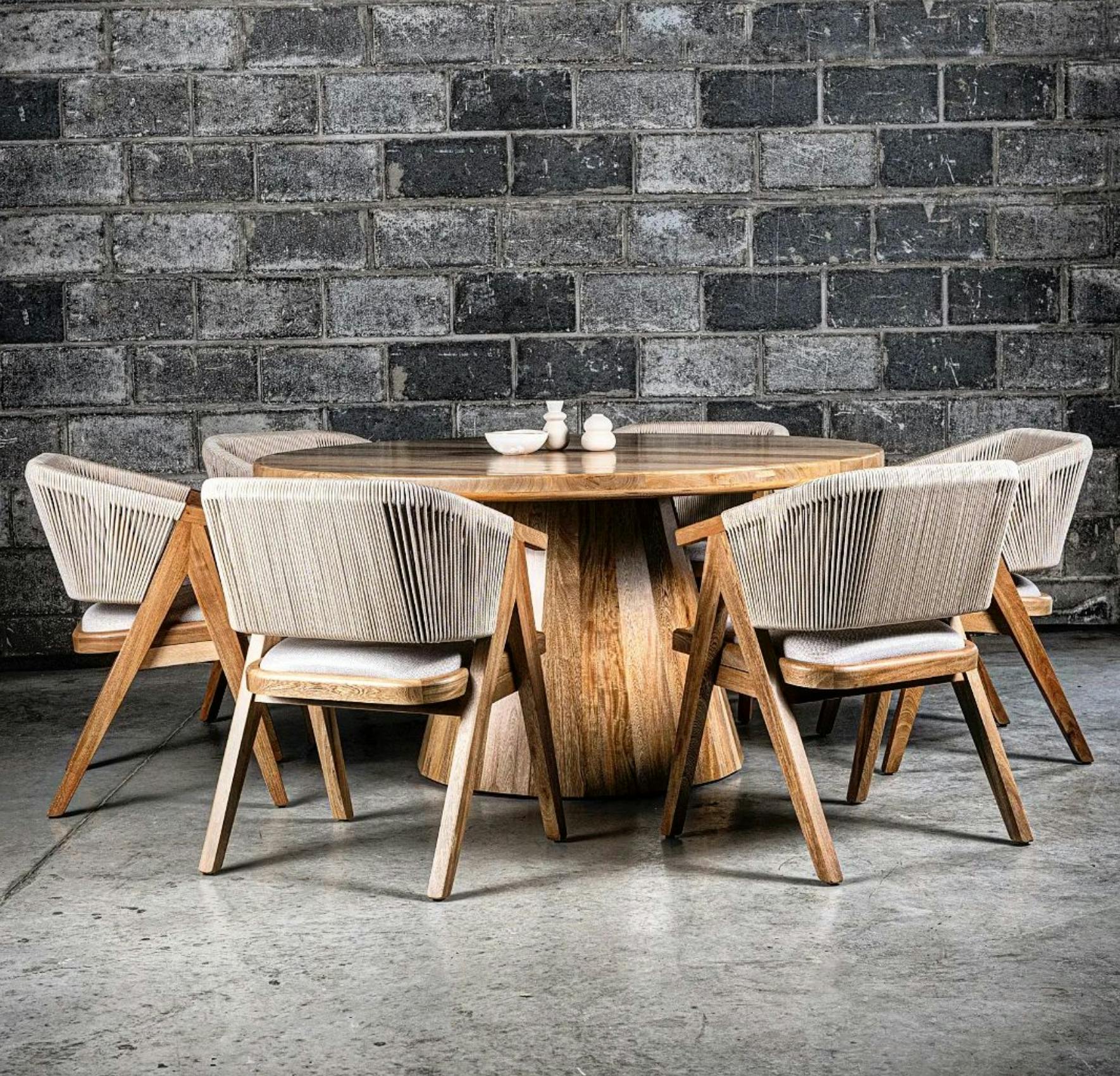 kena dining set.PNG