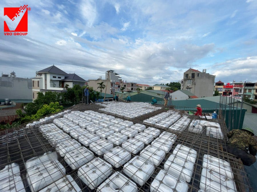 thi-cong-san-phang-vro-cong-trinh-quang-phu-bac-giang (6).jpg