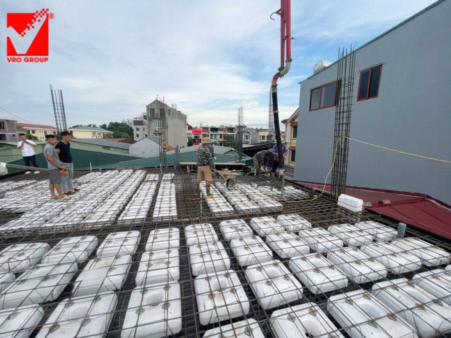 thi-cong-san-phang-vro-cong-trinh-quang-phu-bac-giang (7).jpg