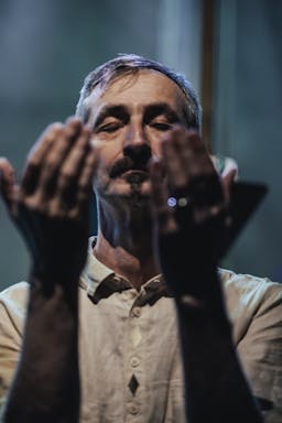   Cvjetovi Srebrenice-111credit Raisa Šehu.jpg