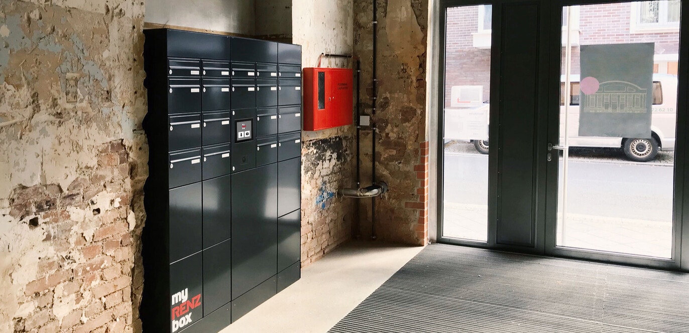 02 RENZbox-6.jpg