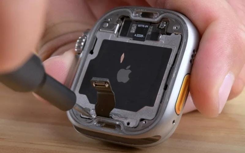 Chip xử lý Watch S8 hoàn toàn mới được trang bị trên Apple Watch Ultra và Series 8