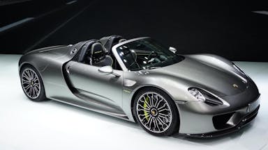 porsche-918-spyder-s.avif