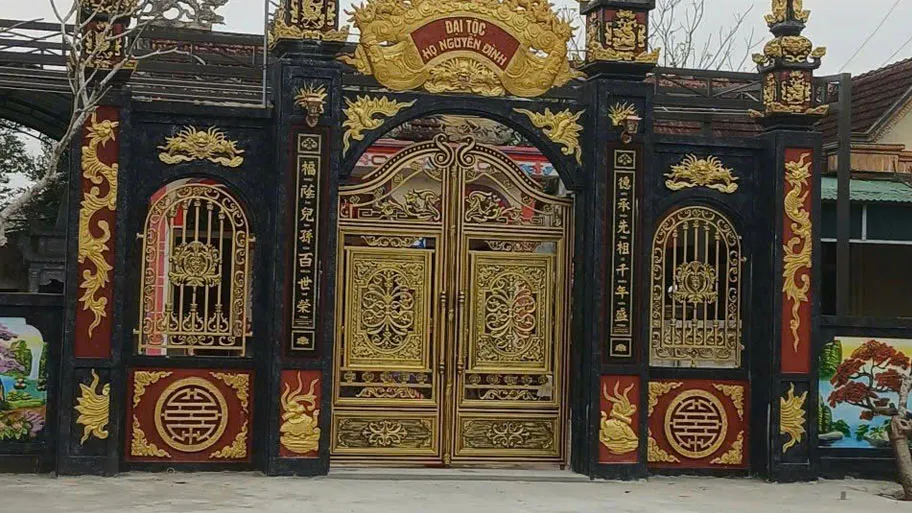 cong-nhom-duc-dep-o-chua.jpg
