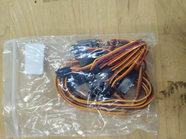servo wires.jpg