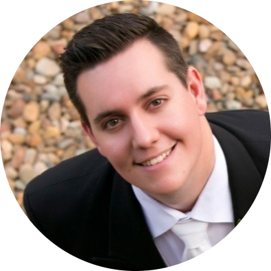 linkedin profile pic-modified (2).png