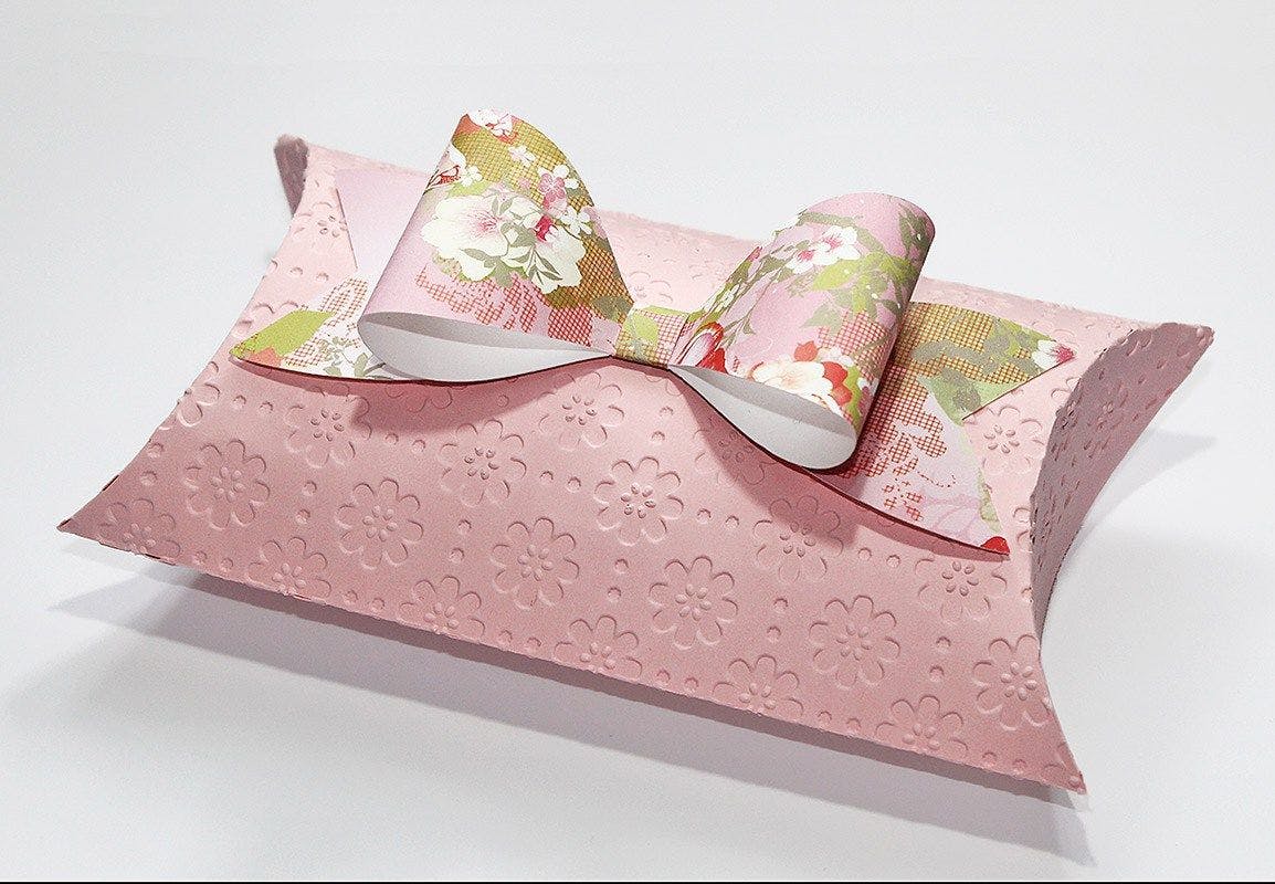 Top Benefits of Using Custom Pillow Boxes.jpg