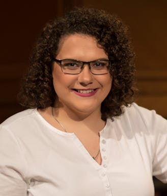 headshot 2018 (2) (2).jpg