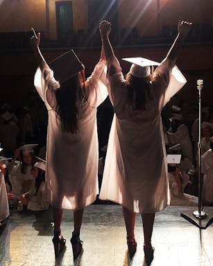 graduation-2308406_640.jpg