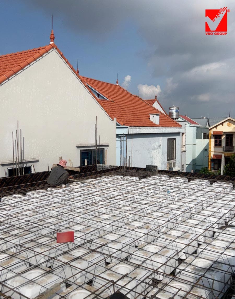 thi-cong-san-xop-cong-trinh-duc-son-dan-phuong (4).jpg