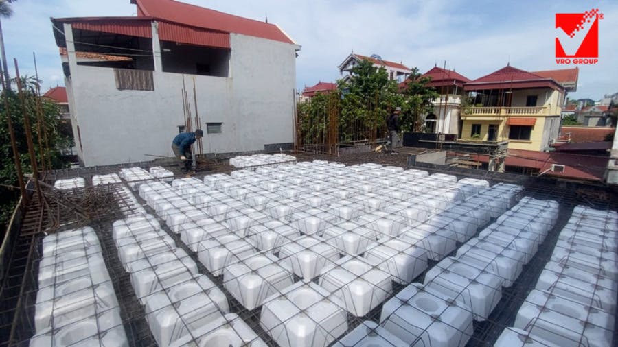 thi-cong-san-xop-cong-trinh-duc-son-dan-phuong (2).jpg