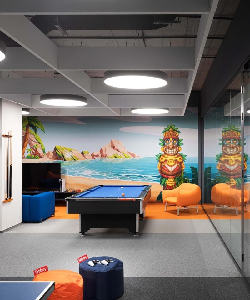 thiet ke phong giai tri cho van phong 2.jpg