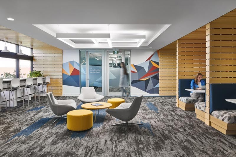 thiet ke phong cho trong van phong 14.jpg