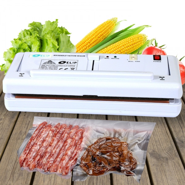 Máy hút chân không mini thường được sử dụng trong bảo quản thực phẩm của các hộ gia đình với thiết kế gọn gàng, công suất hoạt động nhỏ