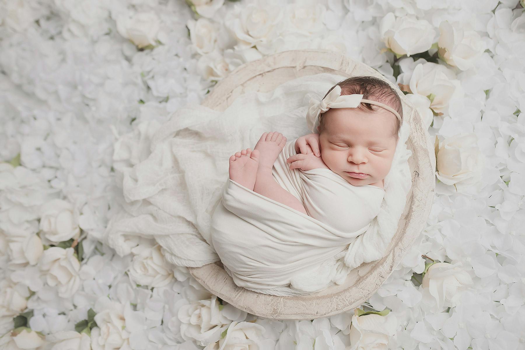 Surrounded by White - A Baby Girl Photo Shoot - Dallas Newborn