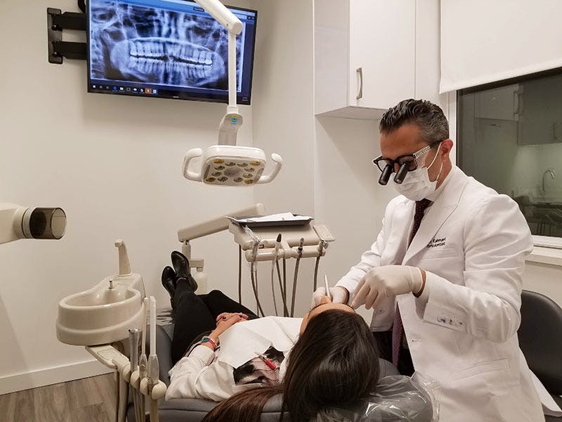 nyc-dental-implant-specialist-Manhattan-implants-center-5.jpg