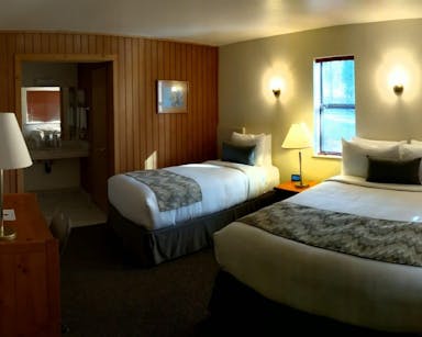 quad room with handicap.jpg
