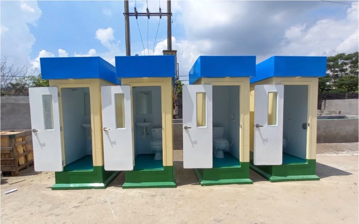 Mẫu nhà vệ sinh lắp ghép giá rẻ kiểu thùng Composite