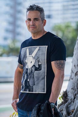 Aaron Hinde - Aaron DJ.jpg