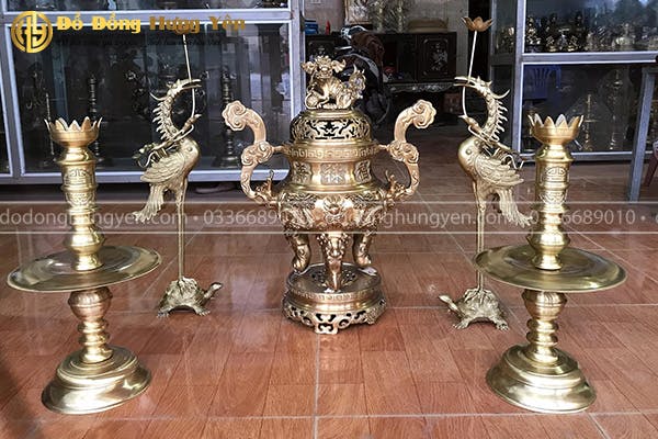 Bộ ngũ sự chạm rồng nổi