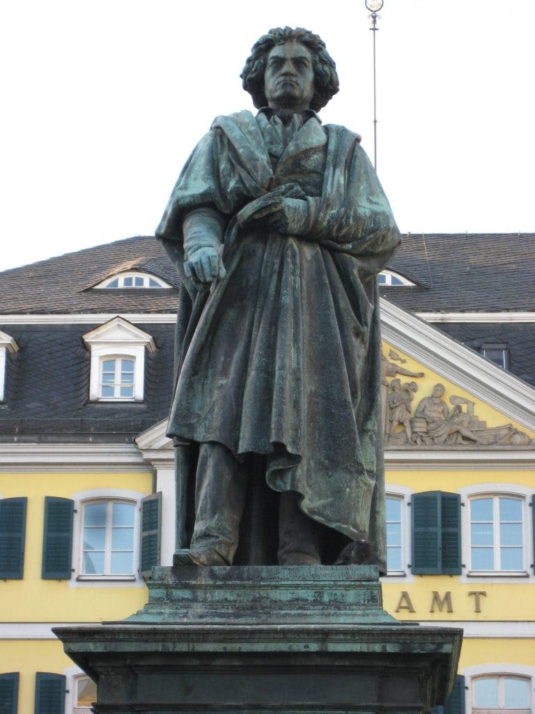 Bonn-Beethoven-adammuzic-768x1024-1.jpg