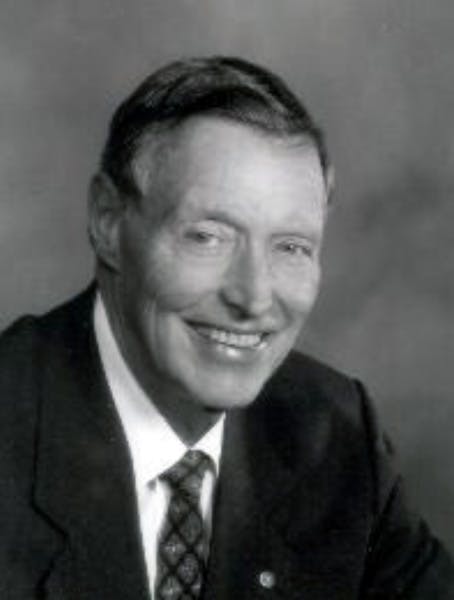 Tom C. Frost Jr. '45.jpg
