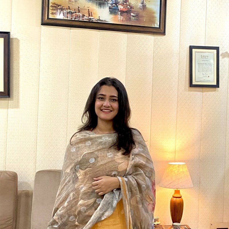 tarab husain.jpg
