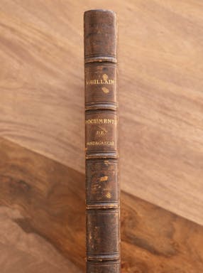 75_documents de madagascar.jpg