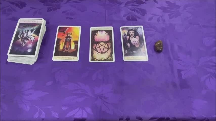 Bạn có thể thực hiện xem bói tình duyên 1 người bằng bài Tarot