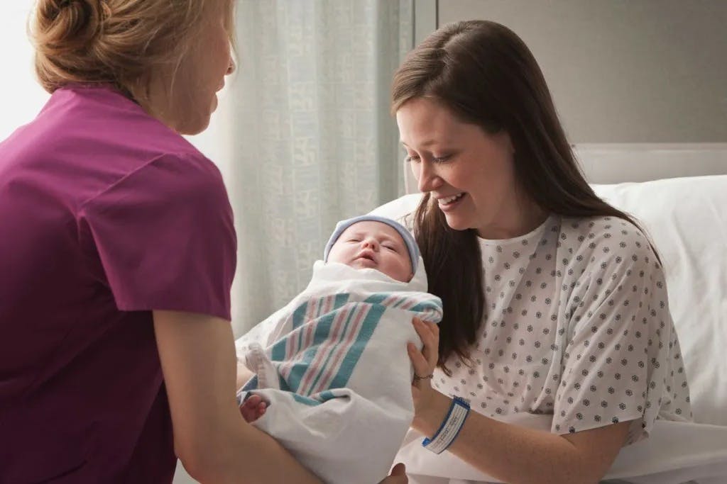 5 Benefits of Being a Labor and Delivery Nurse